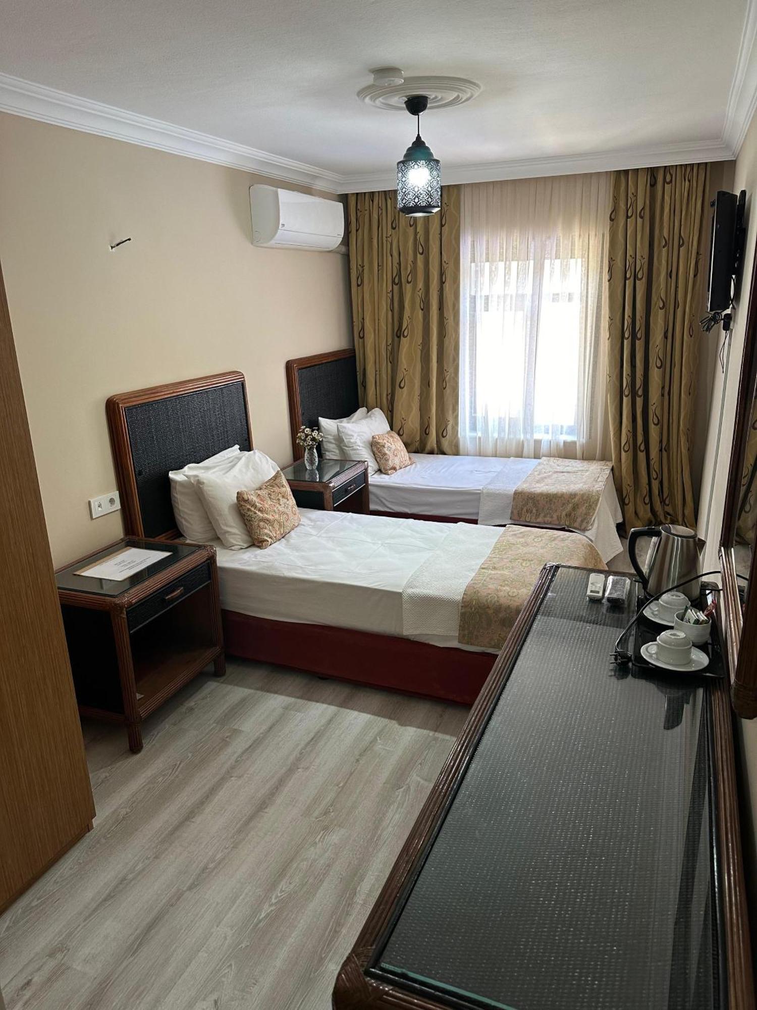 Loost Town Inn Hotel 安塔利亚 外观 照片