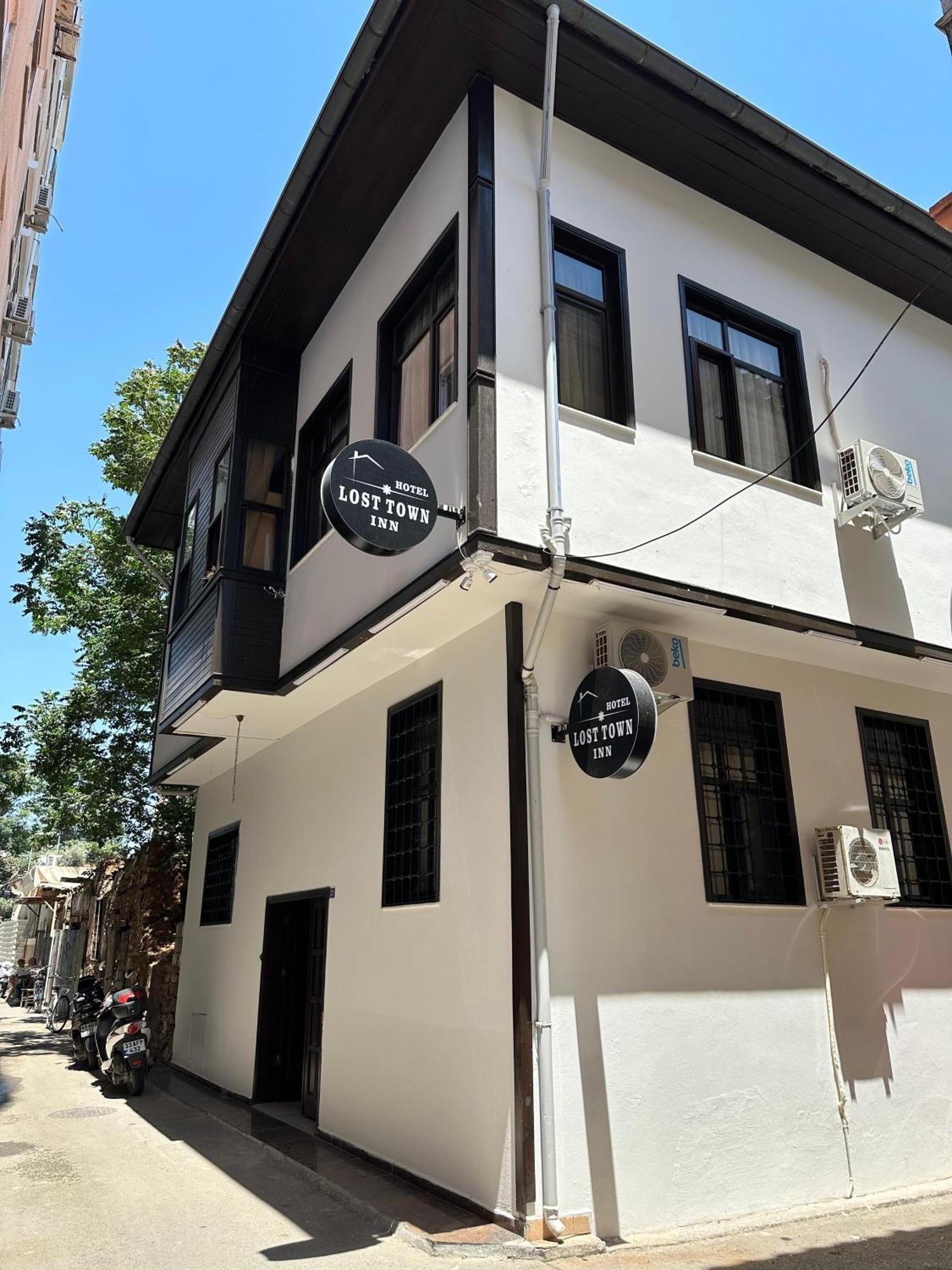 Loost Town Inn Hotel 安塔利亚 外观 照片