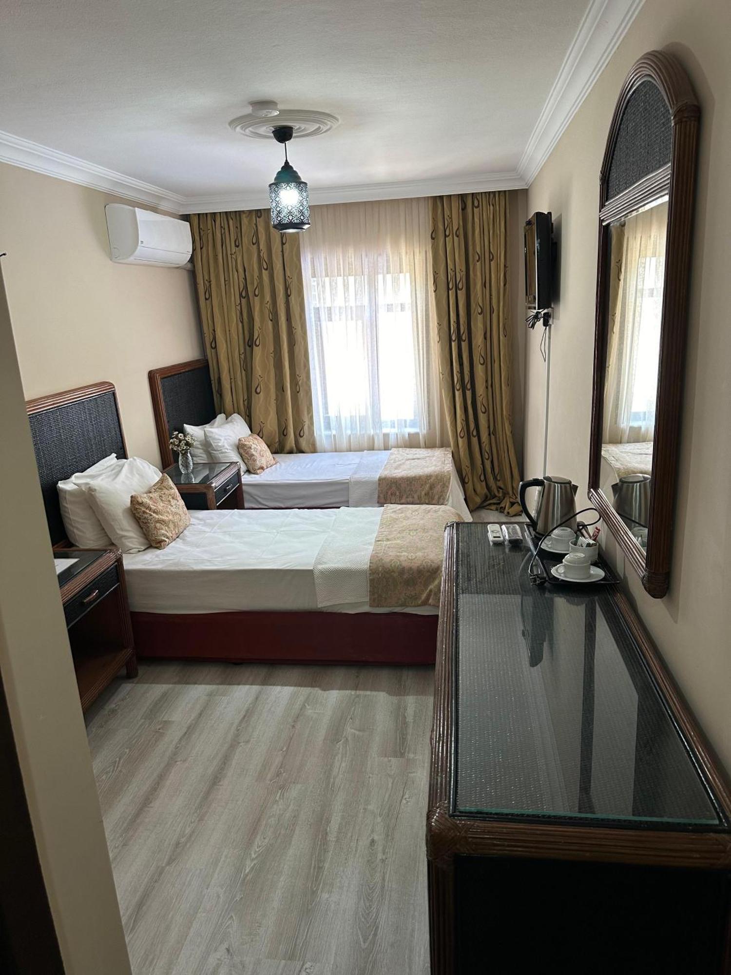 Loost Town Inn Hotel 安塔利亚 外观 照片
