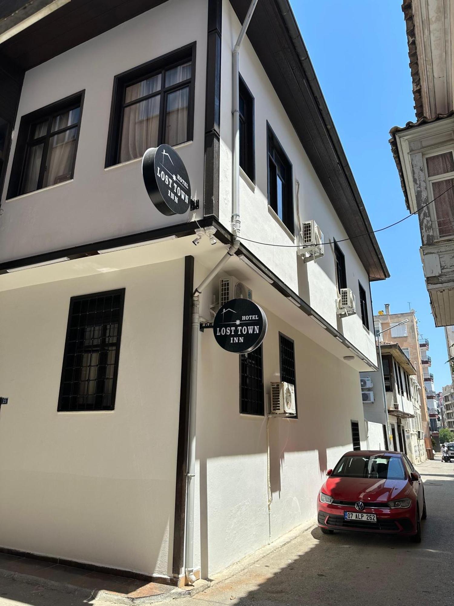 Loost Town Inn Hotel 安塔利亚 外观 照片